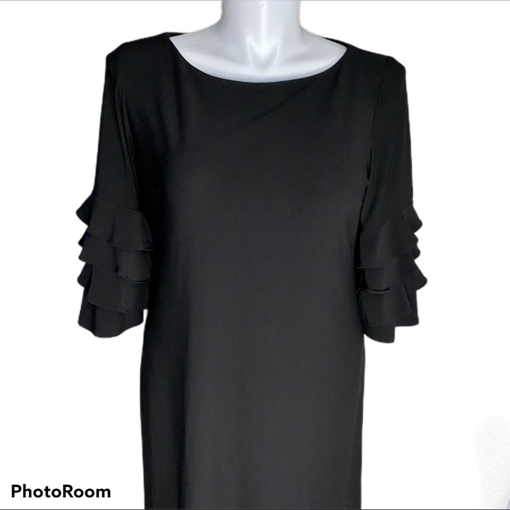 Sz 16 Like New Gabby Skye Tiered Sleeve LBD